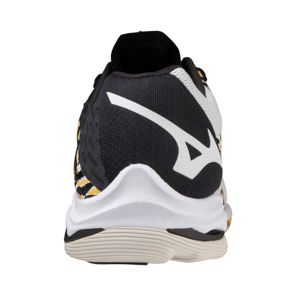 Mizuno wave lightning volleyball shoes on sale